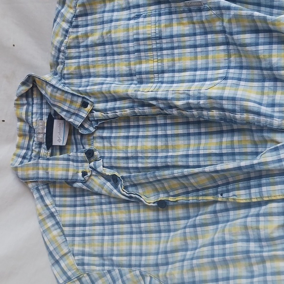 Regular fit Columbia Sports shirt short sleeve medium size for boys - Picture 3 of 3